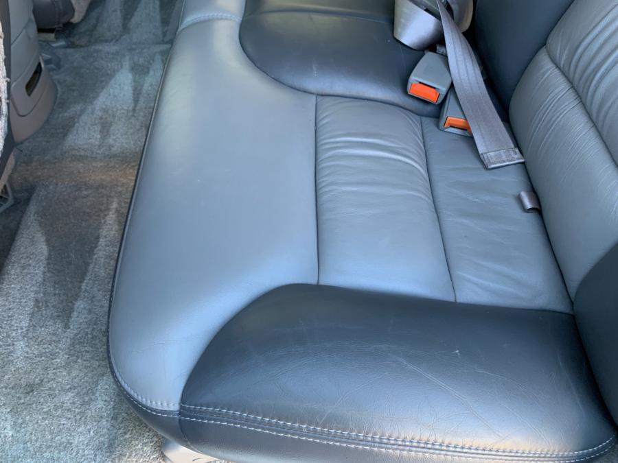 Детали интерьера Chevrolet Tahoe Limited (GMT840) 2000 года  (фото 107 из 233)